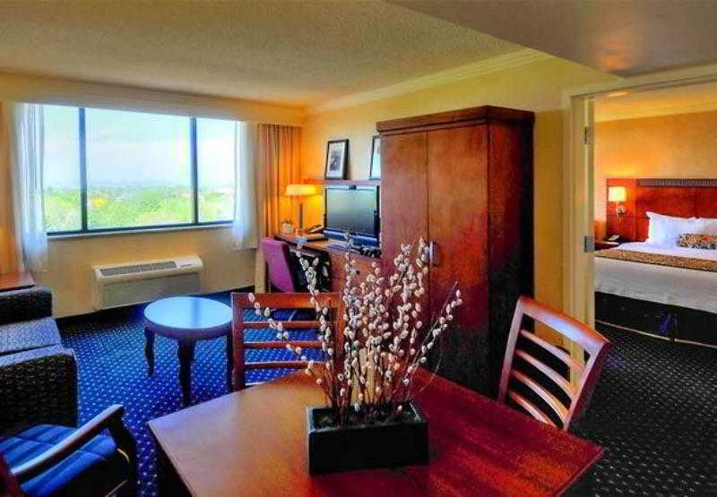 Courtyard By Marriott Denver Cherry Creek Kültér fotó